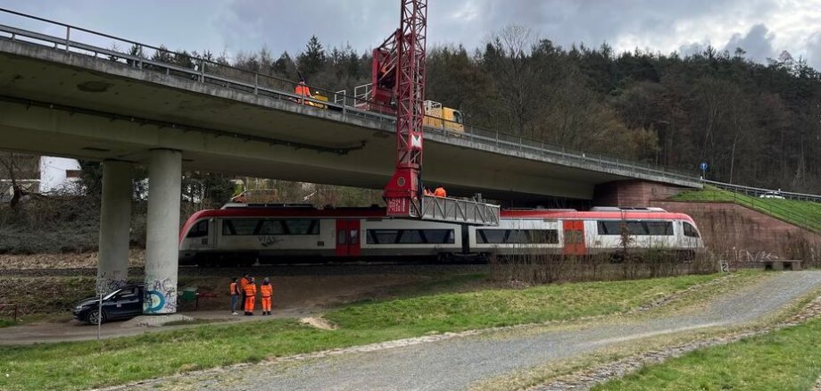 Arbeiten an der Zeller Brücke
