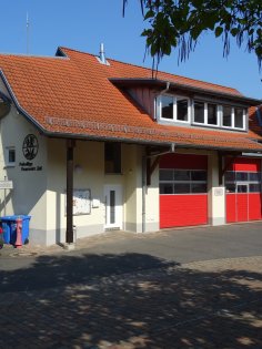 Blick auf das Feuerwehrhaus Zell