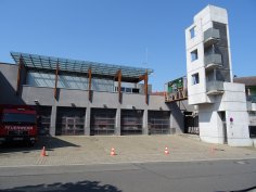 Blick auf das Feuerwehrhaus Bad König