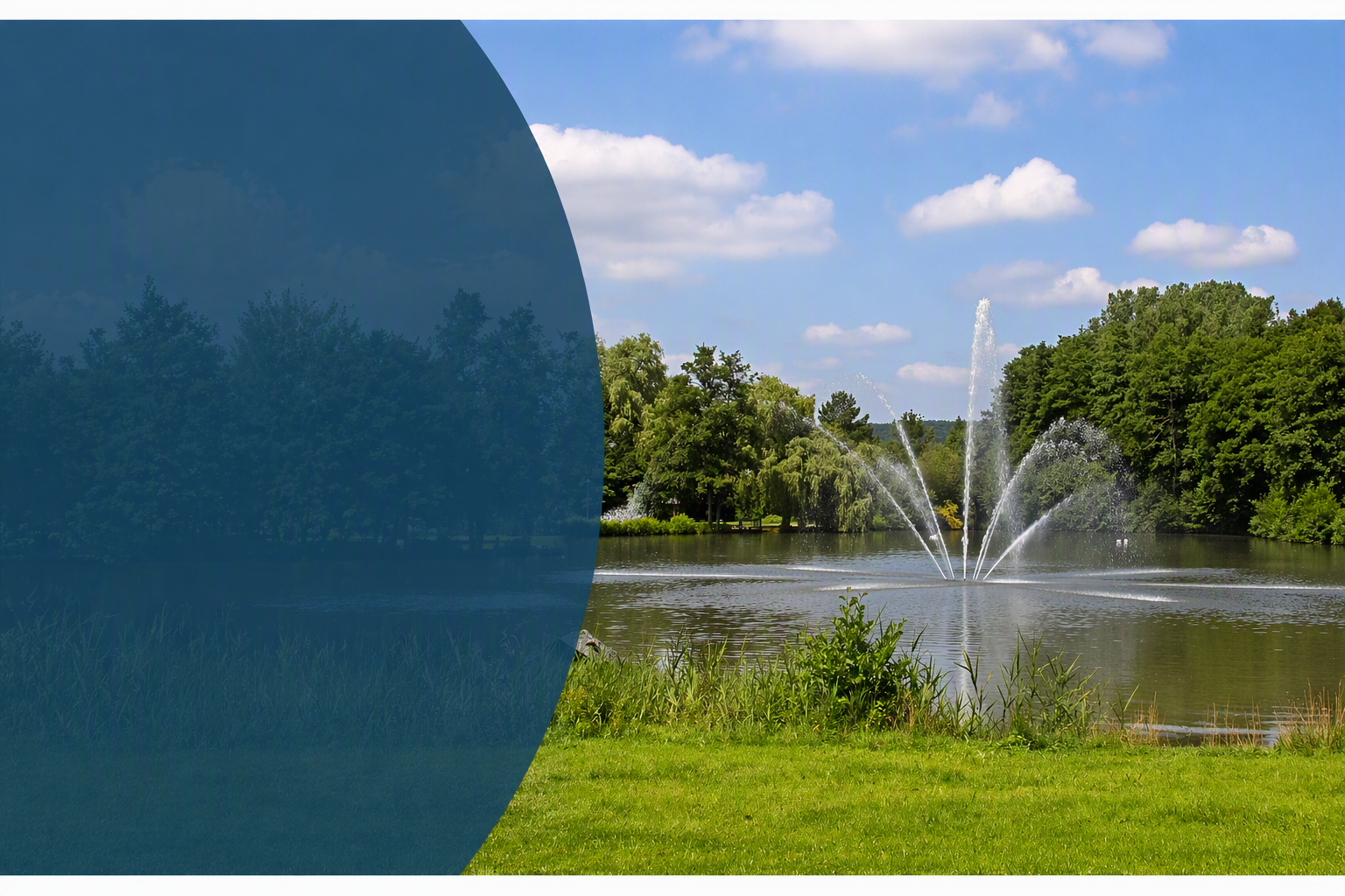 großer See im Kurpark Bad König mit Wasserfontäne.